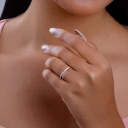 GIVA Rose Gold Starlit Halo Diamond Ring image 2