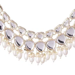 Divisha Gold-Plated Kundan-Studded & Beaded Jewellery Set image 3