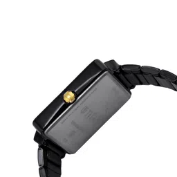 Titan Men Bracelet Style Straps Analogue Watch NR10005KM01 image 4