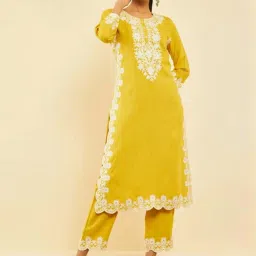 Soch Womens Mustard Rayon Slub Embroidered Kurta Set With Sequins image 5