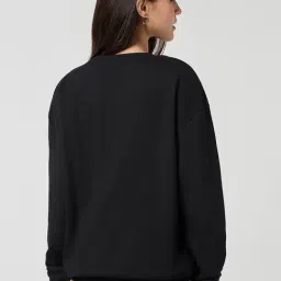 Bewakoof Black Relaxed Fit Sweatshirt image 2