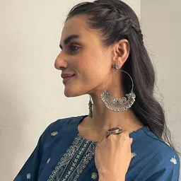 ISLANA Circular Hoop Earrings image 3