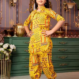 Aarika Girls Ethnic Motifs Printed Regular Kurta with Salwar image 4