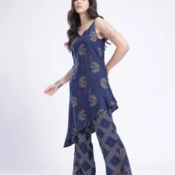 fusion by glitchez Ethnic Motifs Printed V-Neck Top With Trouser-picture-16