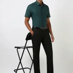 Peter England Green Regular Fit Checks Shirt image 5