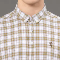 Red Tape Green Regular Fit Checks Shirt image 5