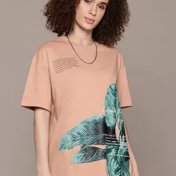 The Roadster Lifestyle Co. Women Tropical Pure Cotton Oversized T-shirt-image-4