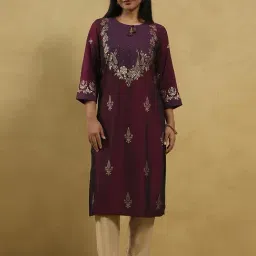 Rangriti Wine Printed Kurti image 5