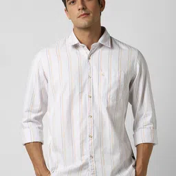 Peter England Casuals Men Slim Fit Spread Collar Vertical Striped Cotton Shirt-picture-27