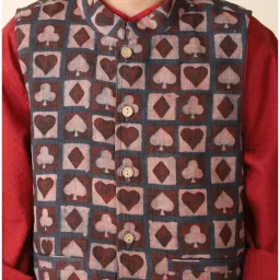 Fabindia Kids Maroon Solid Full Sleeves Kurta with Jacket image 5