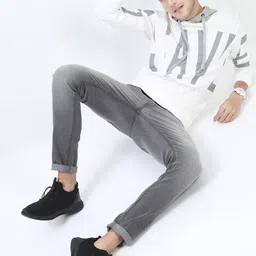 HIGHLANDER Men Grey Slim Fit Clean look Heavy Fade Stretchable Jeans image 2