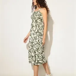 Only Olive Print Fit & Flare Dress image 4