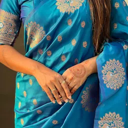 ELITE WEAVES Floral Woven Design Zari Banarasi Saree image 4