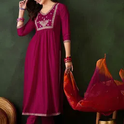 Sangria Floral Embroidered Zari A Line Kurta With Trousers-image-26