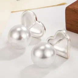 SZN Heart Shaped Studs Earrings image 3