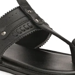 anouk Killer Men Textured Leather One Toe Flats image 3