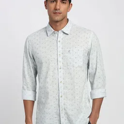 Peter England Casuals Men Geometric Printed Spread Collar Cotton Casual Shirt image 1
