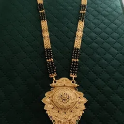 niva fashion Gold-Plated Brass Artificial Stones and Beads Mangalsutra-picture-20