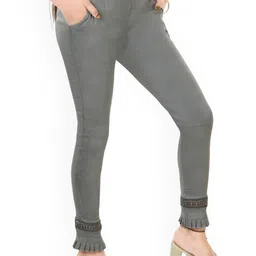 Fessist Women Relaxed Slim Fit Easy Wash Pleated Trousers image 2