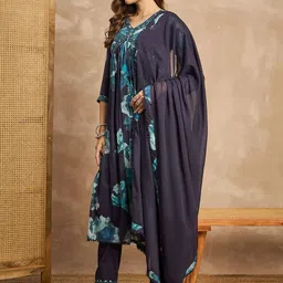 CHETI Women Abstract Printed Beads and Stones Anarkali Kurta with Trousers & Dupatta image 5
