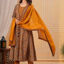 DERAIL Printed Round Neck Tiered Pure Cotton Anarkali Kurta With Trousers & Dupatta-picture-38