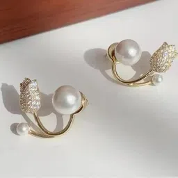 MONKDECOR Women Gold Earrings image 3