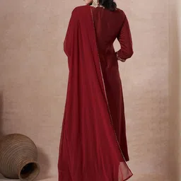 Aaghnya Floral Embroidered Round Neck Straight Kurta With Palazzos & Dupatta image 2