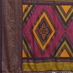 CATCHY FOREVER Striped Silk Blend Saree image 3