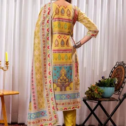 FVD Women Ethnic Motifs Printed Chanderi Silk Kurta with Trousers & Dupatta image 5