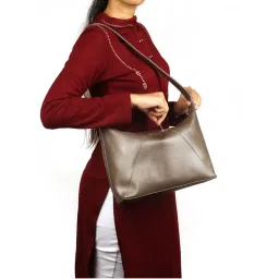The House Of Ganges Women's Demi Hobo Bag Trout (L)-picture-12