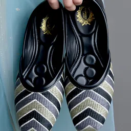 Shoetopia Chevron Embroidered Ballerinas - Black-picture-27