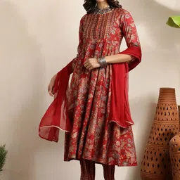 Sangria Floral Printed Panelled Mirror Work Chanderi Cotton Kurta with Trousers & Dupatta image 3