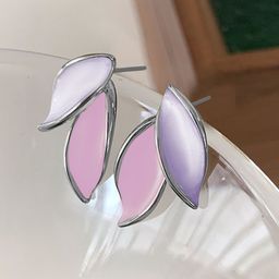VAGHBHATT Silver-Plated Leaf Shaped Enamelled Studs-picture-31