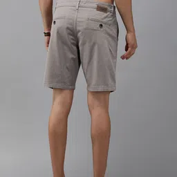 Roadster Men Grey Solid Regular Fit Regular Shorts image 3