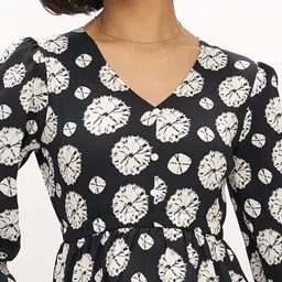 AASK Women Polyester Printed Black Color Regular Top image 2