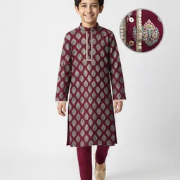 EARTHY TOUCH Single Jersey Knit Full Sleeves Kurta Pajama Set with Motif Glitter Print & Lace Detailing - Maroon-picture-18