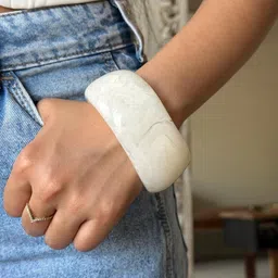 A little Extra White Plastic Bangle-picture-20