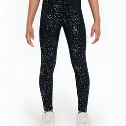 Nike One Older Kids Dri-FIT High-Waisted Leggings-image-4
