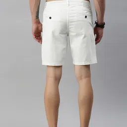 Roadster Men Off-White Solid Regular Fit Regular Shorts image 3