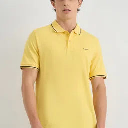GANT Men Solid Polo Collar Pique Cotton T-shirt image 1