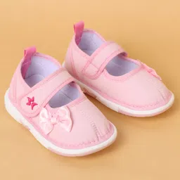 Cute Walk by Babyhug Casual Shoes With Velcro Closure & Bow Applique - Pink image 2