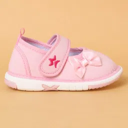 Cute Walk by Babyhug Casual Shoes With Velcro Closure & Bow Applique - Pink image 4
