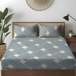 WEAVE AND DECOR Green Checked Microfiber 300TC Queen Bedsheet & 2 Pillow Covers 72" x 72"-image-96