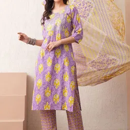 GLOWWORLD Women Floral Printed Regular Pure Cotton Kurta with Trousers & With Dupatta image 4