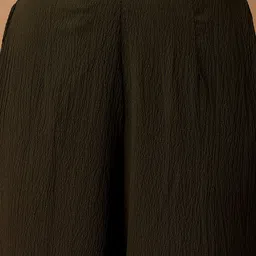 Murcia Self Design Sleeveless Shirt With Trouser Coord image 3