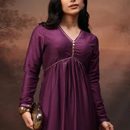 Vishudh Gotta Patti Empire V-Neck A-Line Kurta image 3