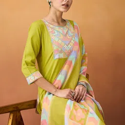 HRITIKA Women Ethnic Motifs Yoke Design Regular Sequinned Kurta with Trousers & With Dupatta image 5