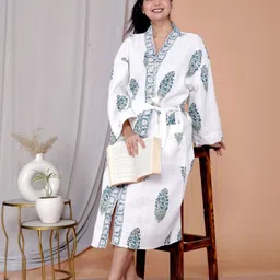 LIVING ROOTS Blue & White Handblock Printed Bathrobe-picture-31