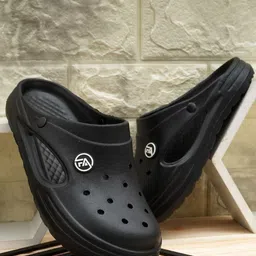 Feel alive Men Set of 4 Lightweight Flip Flops image 3