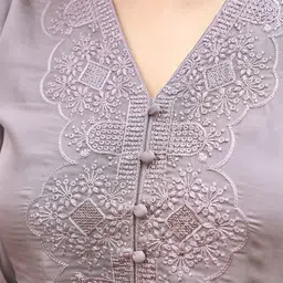 Tikhi Imli Embroidered V-Neck Tunic With Palazzo Co-Ords image 4